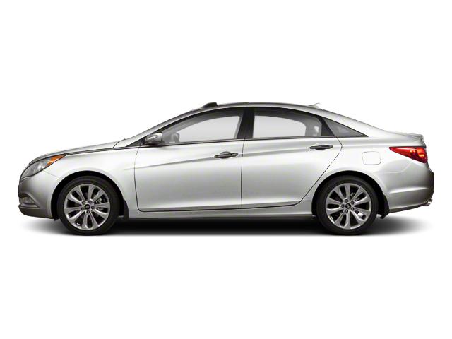 2013 Hyundai SONATA Vehicle Photo in Lees Summit, MO 64086
