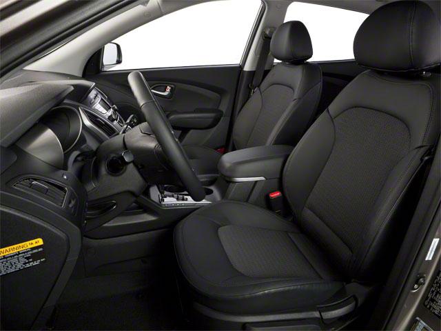 2013 Hyundai TUCSON Vehicle Photo in Akron, OH 44312