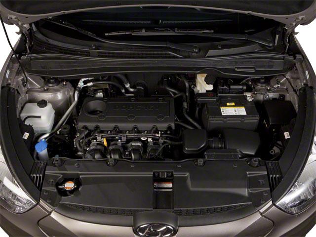 2013 Hyundai TUCSON Vehicle Photo in Akron, OH 44312