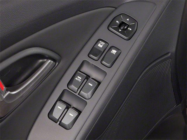 2013 Hyundai TUCSON Vehicle Photo in Akron, OH 44312