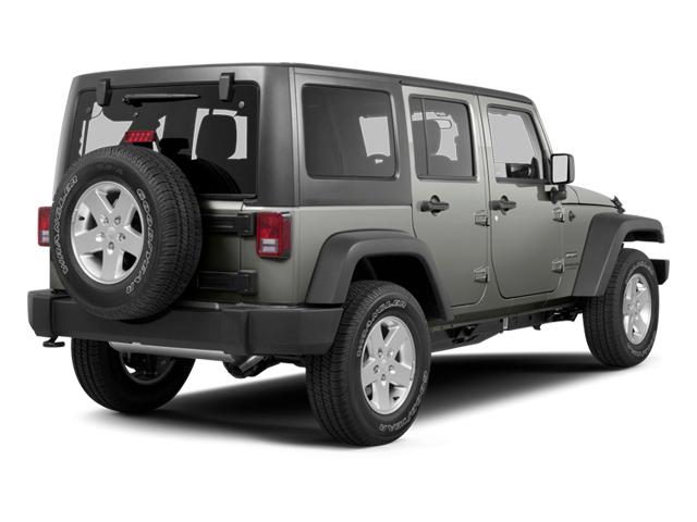 2013 Jeep Wrangler Unlimited Vehicle Photo in Cedar Rapids, IA 52402
