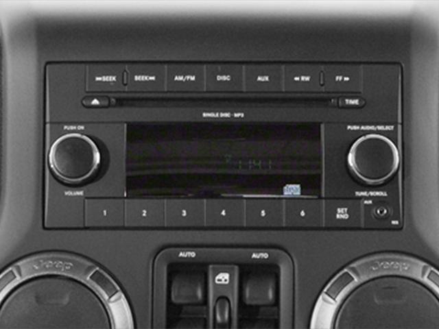 2013 Jeep Wrangler Unlimited Vehicle Photo in Cedar Rapids, IA 52402