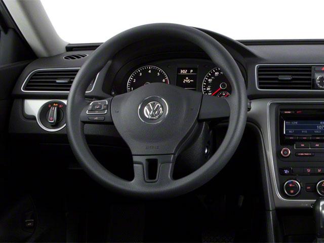 2013 Volkswagen Passat Vehicle Photo in Marion, IA 52302