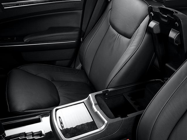 2014 Chrysler 300 Vehicle Photo in Denton, TX 76205