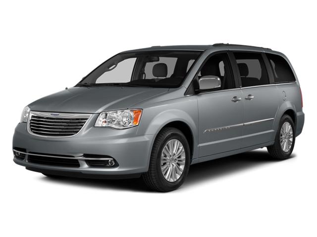 2014 Chrysler Town & Country Vehicle Photo in Cedar Rapids, IA 52402