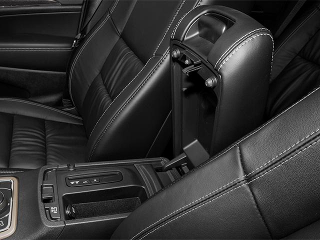 2014 Jeep Grand Cherokee Vehicle Photo in Marion, IA 52302