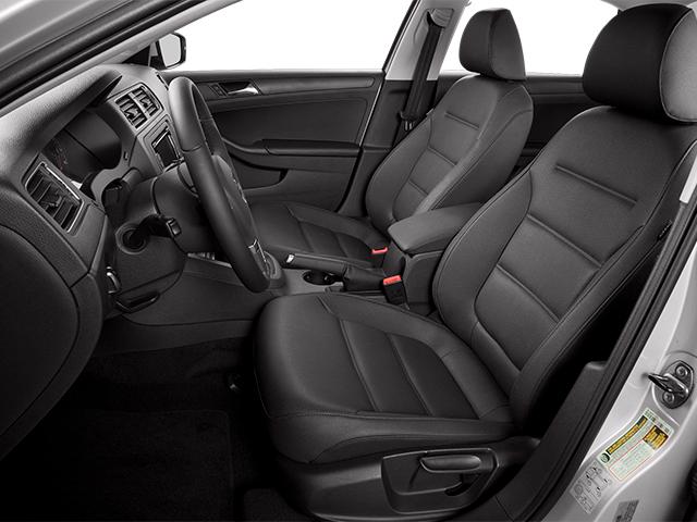 2014 Volkswagen Jetta Sedan Vehicle Photo in Marion, IA 52302