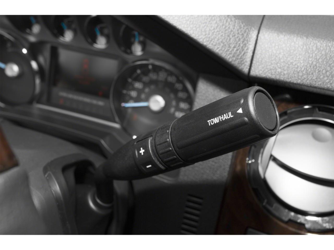 2015 Ford Super Duty F-250 SRW Vehicle Photo in TOPEKA, KS 66609-0000