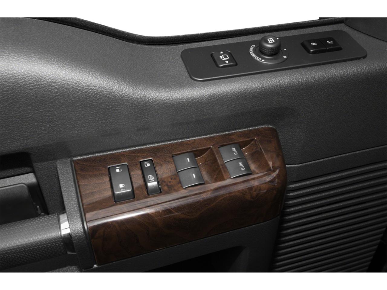 2015 Ford Super Duty F-250 SRW Vehicle Photo in TOPEKA, KS 66609-0000