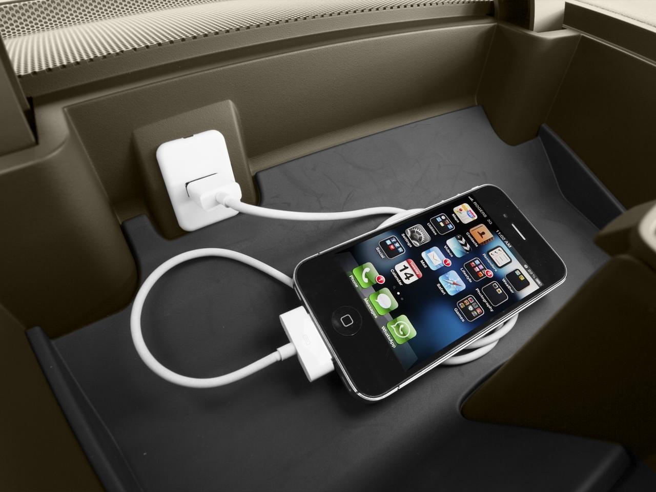 2015 GMC Acadia Vehicle Photo in KANSAS CITY, MO 64114-4545