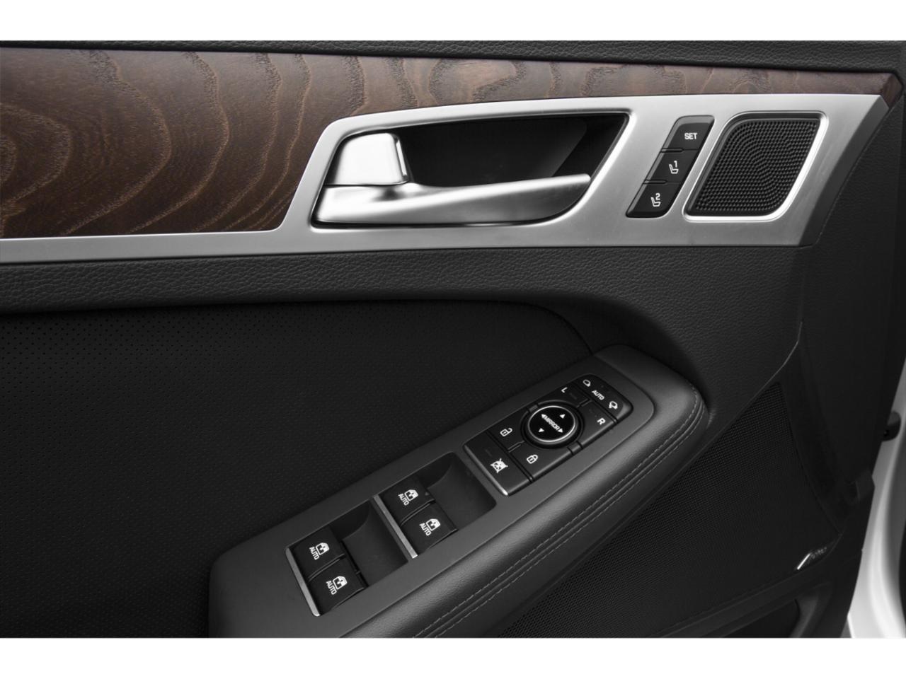 2015 Hyundai GENESIS Vehicle Photo in Philadelphia, PA 19116