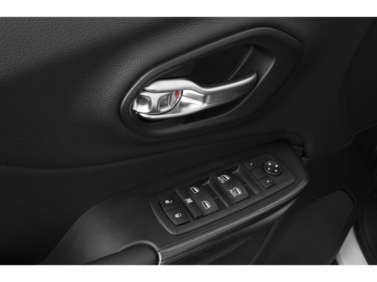 2015 Jeep Cherokee Vehicle Photo in Tucson, AZ 85712