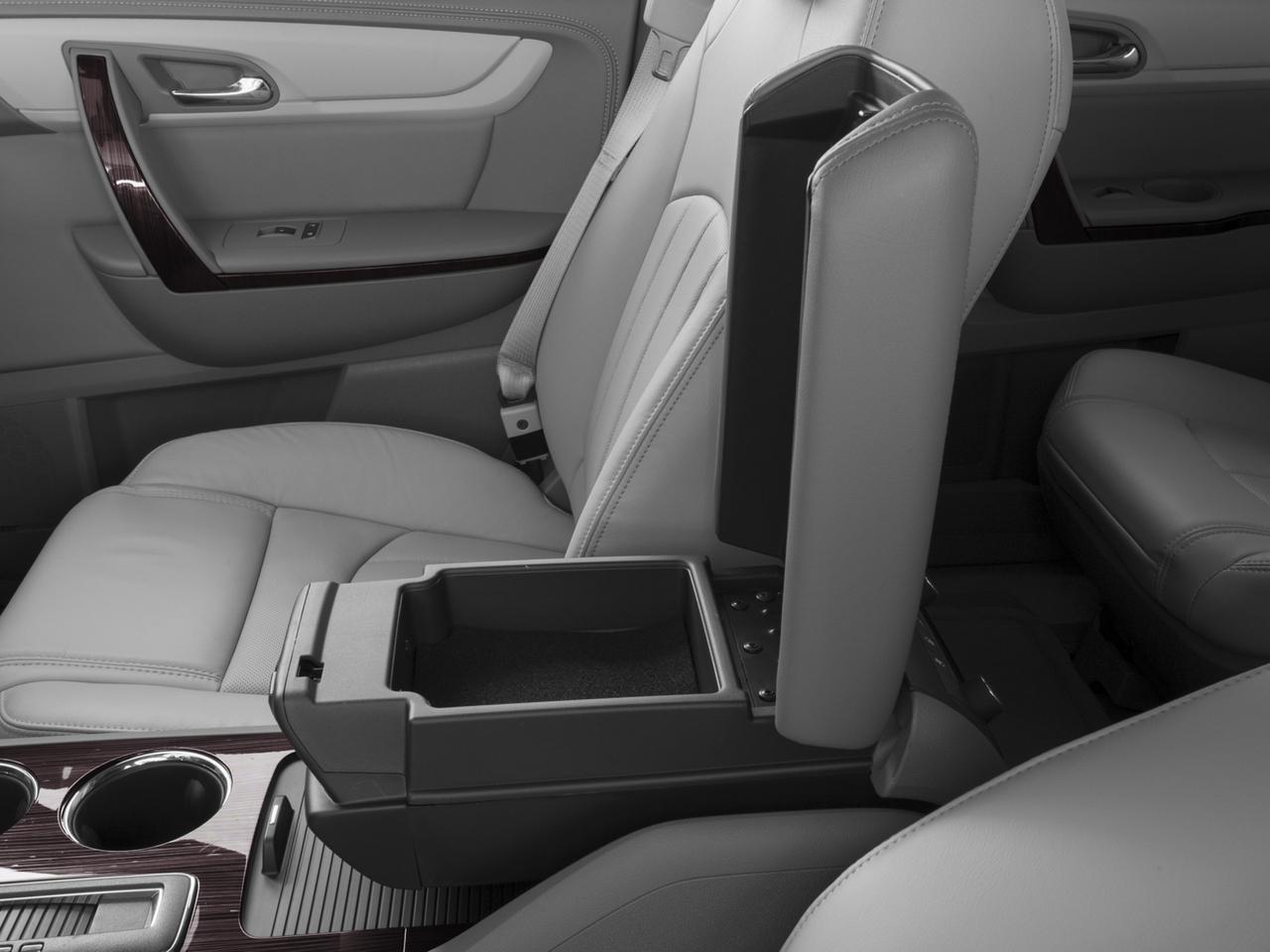 2016 Chevrolet Traverse Vehicle Photo in KANSAS CITY, MO 64114-4502