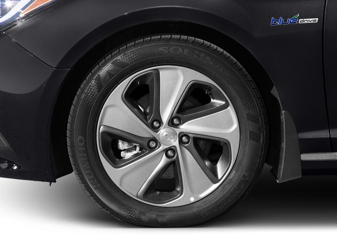 2016 Hyundai SONATA Hybrid Vehicle Photo in Tucson, AZ 85712
