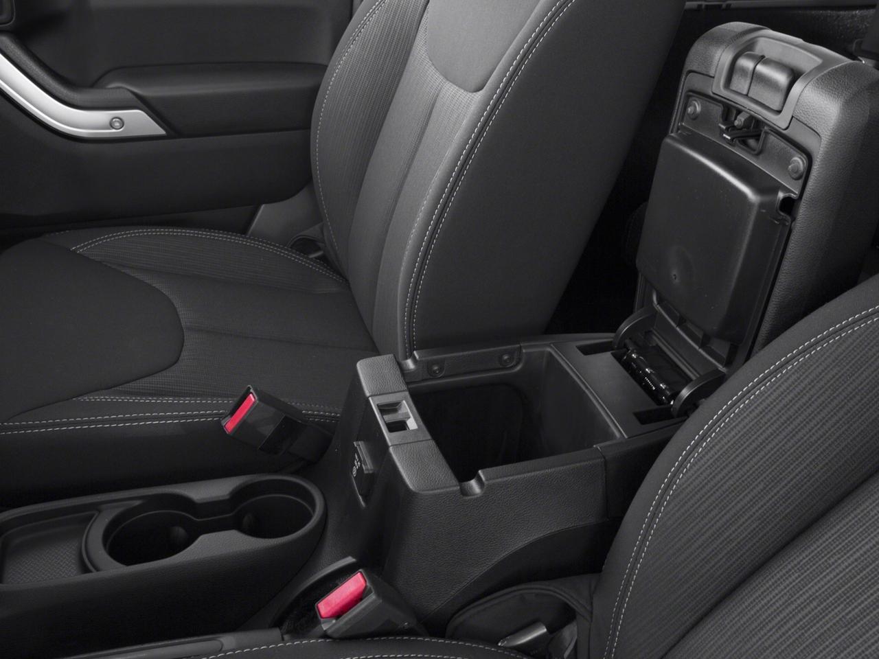 2016 Jeep Wrangler Vehicle Photo in LEOMINSTER, MA 01453-2952