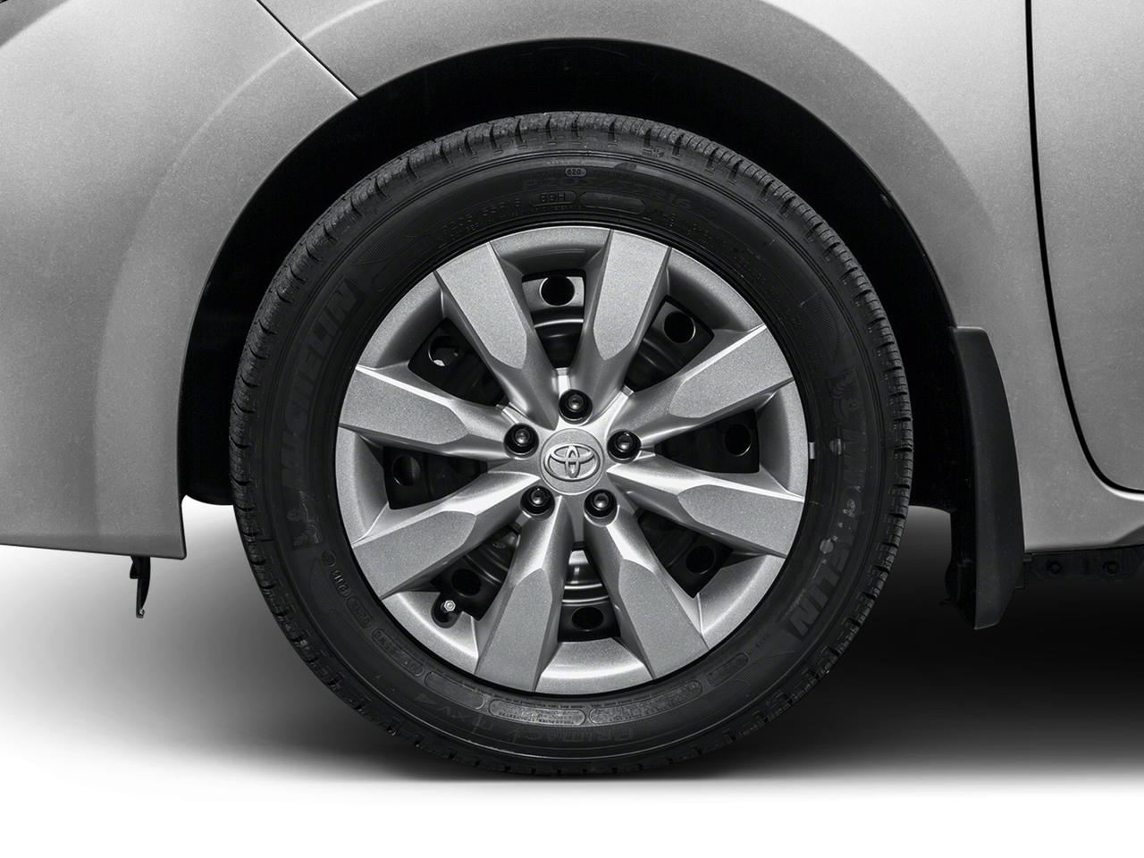 2016 Toyota Corolla Vehicle Photo in Lees Summit, MO 64086