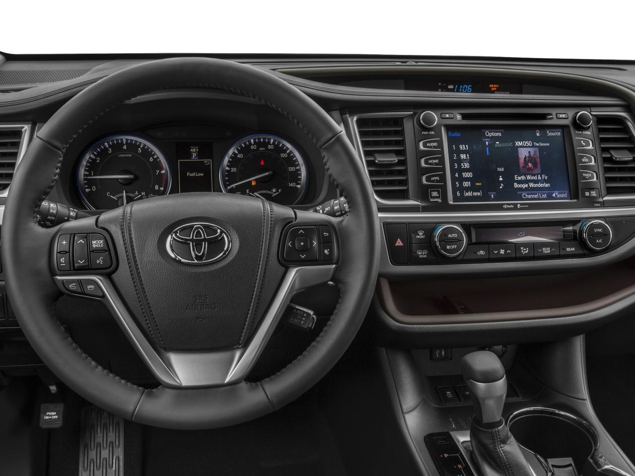 2016 Toyota Highlander Vehicle Photo in Marion, IA 52302
