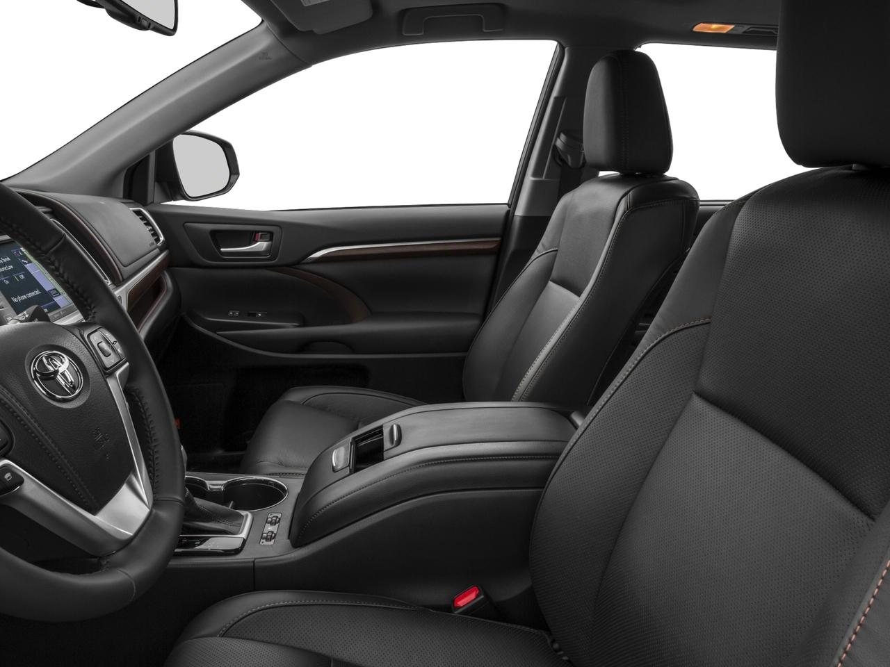 2016 Toyota Highlander Vehicle Photo in Marion, IA 52302