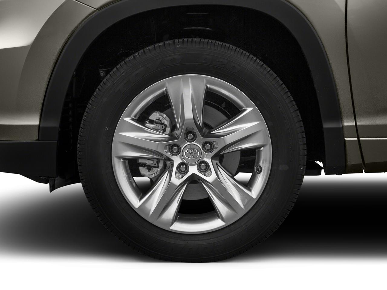 2016 Toyota Highlander Vehicle Photo in Marion, IA 52302