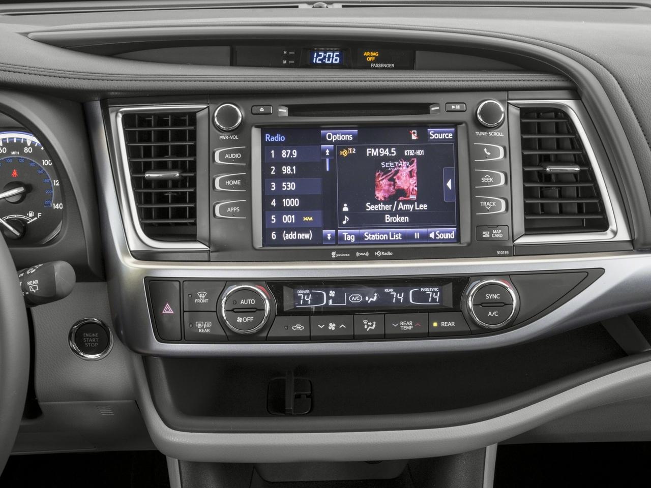 2016 Toyota Highlander Vehicle Photo in LANCASTER, PA 17601-0000