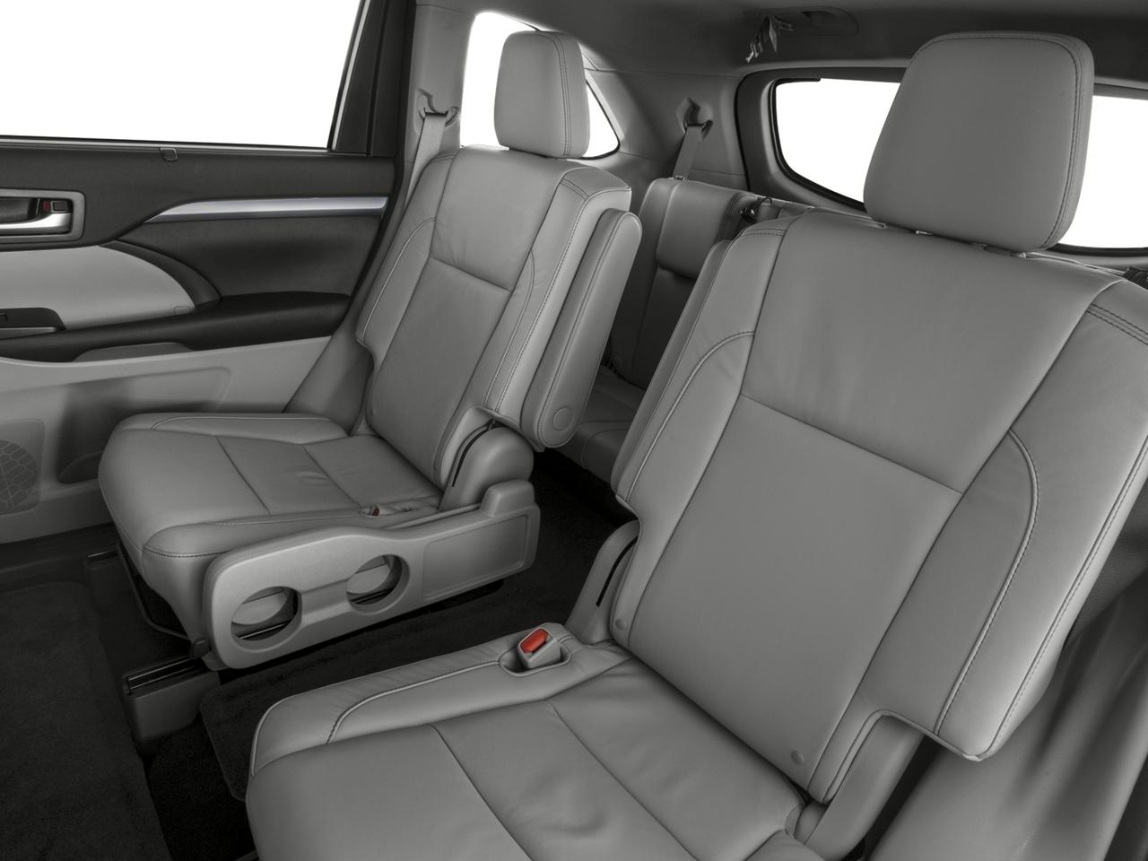 2016 Toyota Highlander Vehicle Photo in LANCASTER, PA 17601-0000