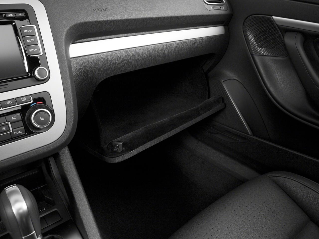 2016 Volkswagen Eos Vehicle Photo in San Antonio, TX 78209