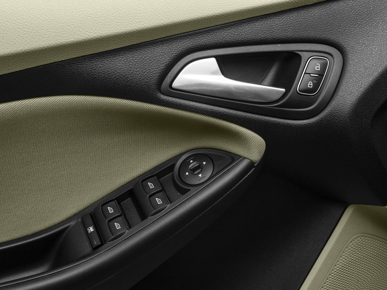 2017 Ford Focus Vehicle Photo in Cedar Rapids, IA 52402