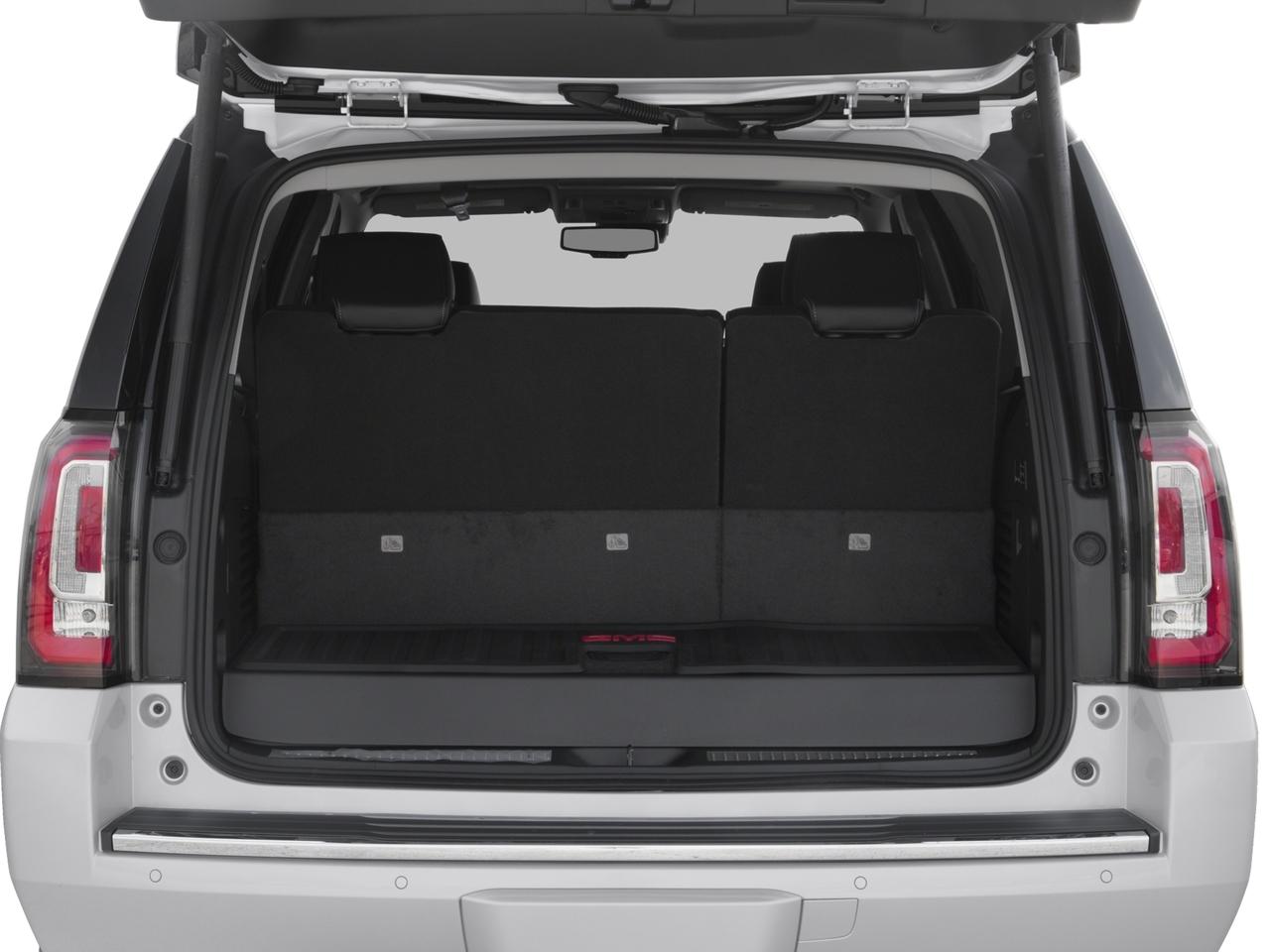 2017 GMC Yukon Vehicle Photo in Akron, OH 44312