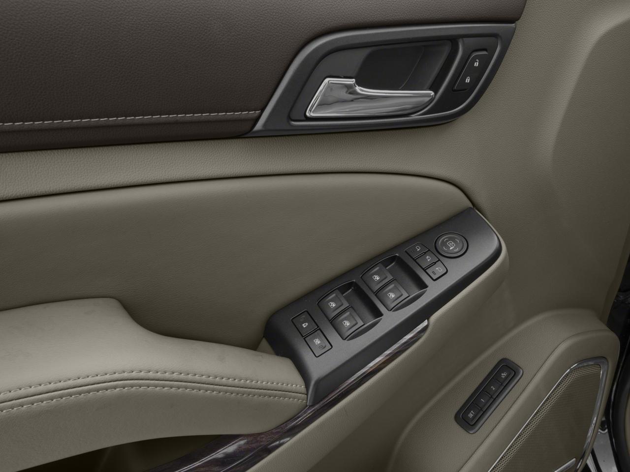 2017 GMC Yukon XL Vehicle Photo in KANSAS CITY, MO 64114-4502