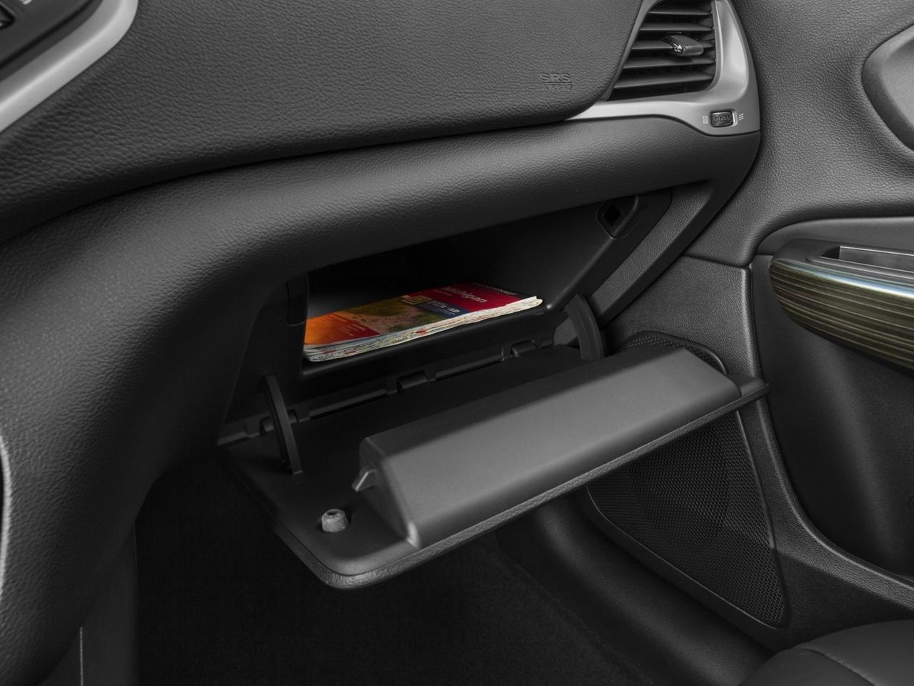 2017 Jeep Cherokee Vehicle Photo in PORTSMOUTH, NH 03801-4196