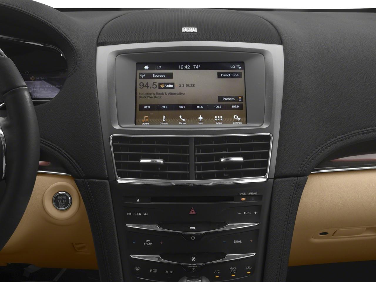 2017 Lincoln MKT Vehicle Photo in Denton, TX 76205