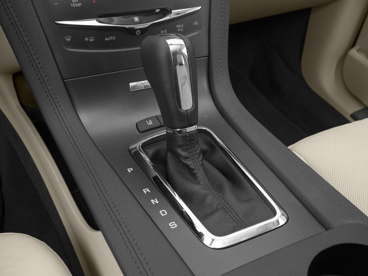2017 Lincoln MKT Vehicle Photo in Denton, TX 76205