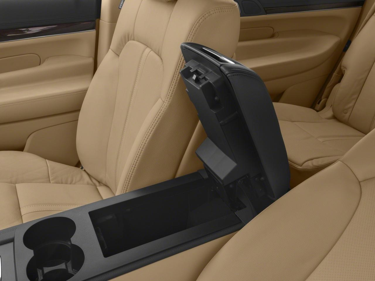2017 Lincoln MKT Vehicle Photo in Denton, TX 76205