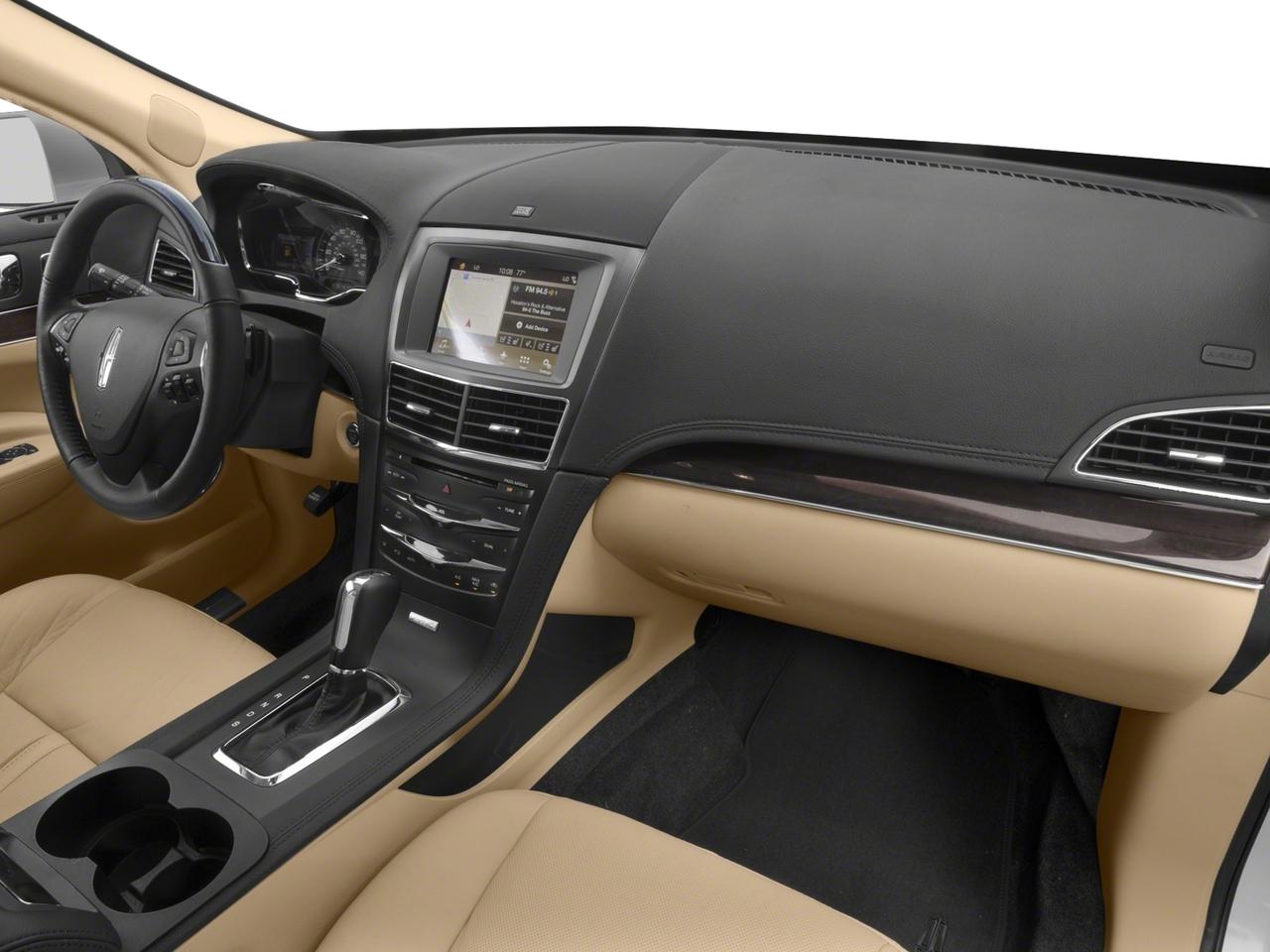 2017 Lincoln MKT Vehicle Photo in Denton, TX 76205