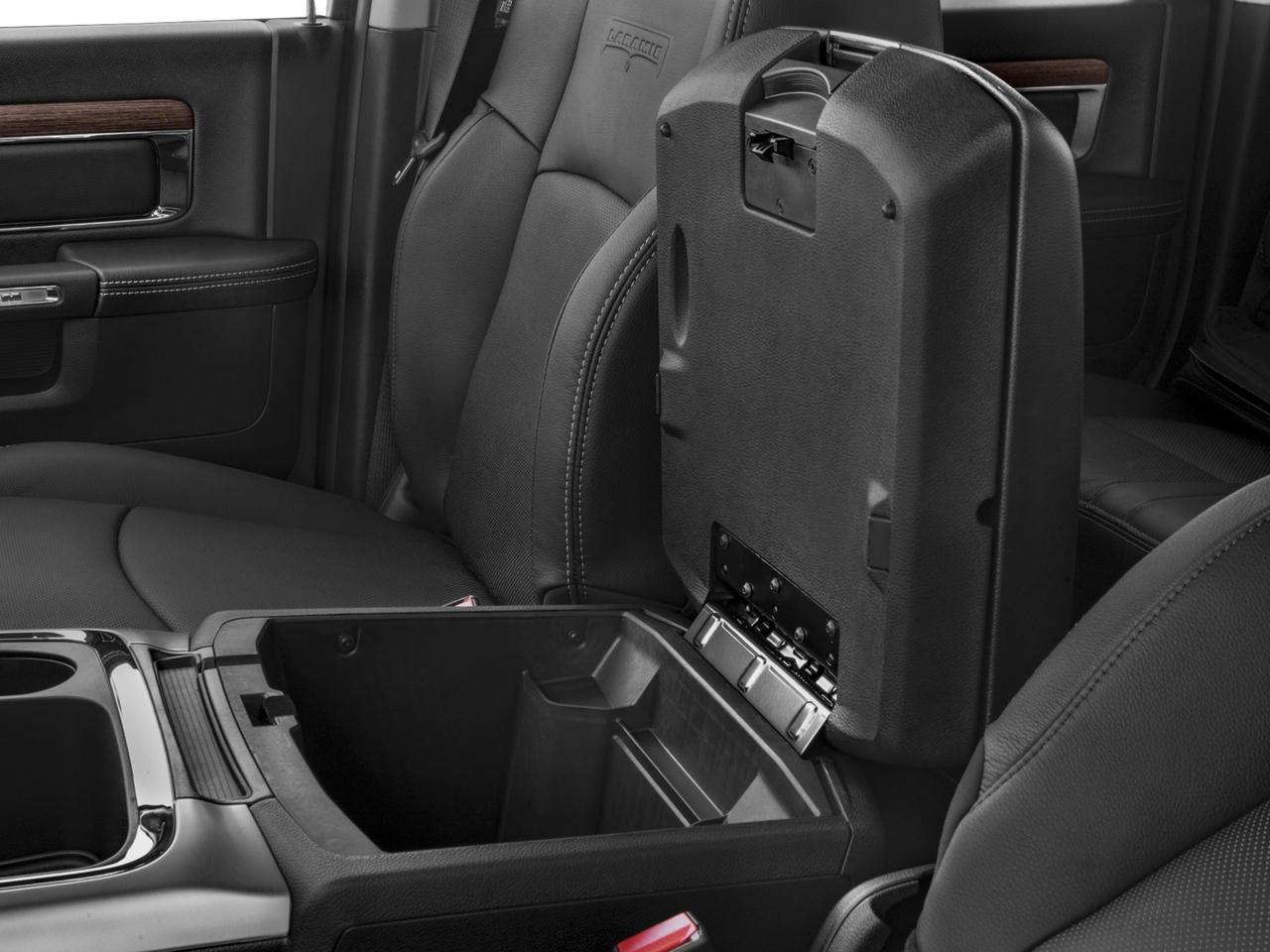 2017 Ram 2500 Vehicle Photo in SELMA, TX 78154-1459