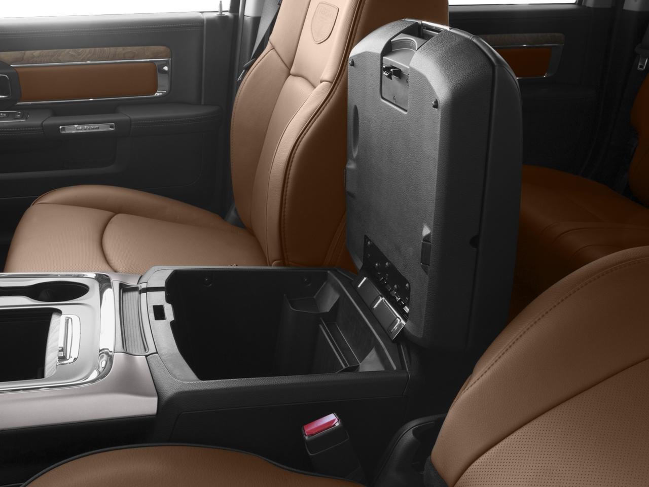 2017 Ram 2500 Vehicle Photo in Pleasant Hills, PA 15236