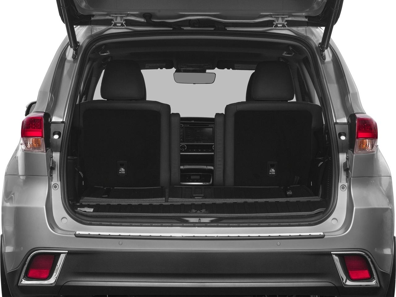 2017 Toyota Highlander Vehicle Photo in Appleton, WI 54913