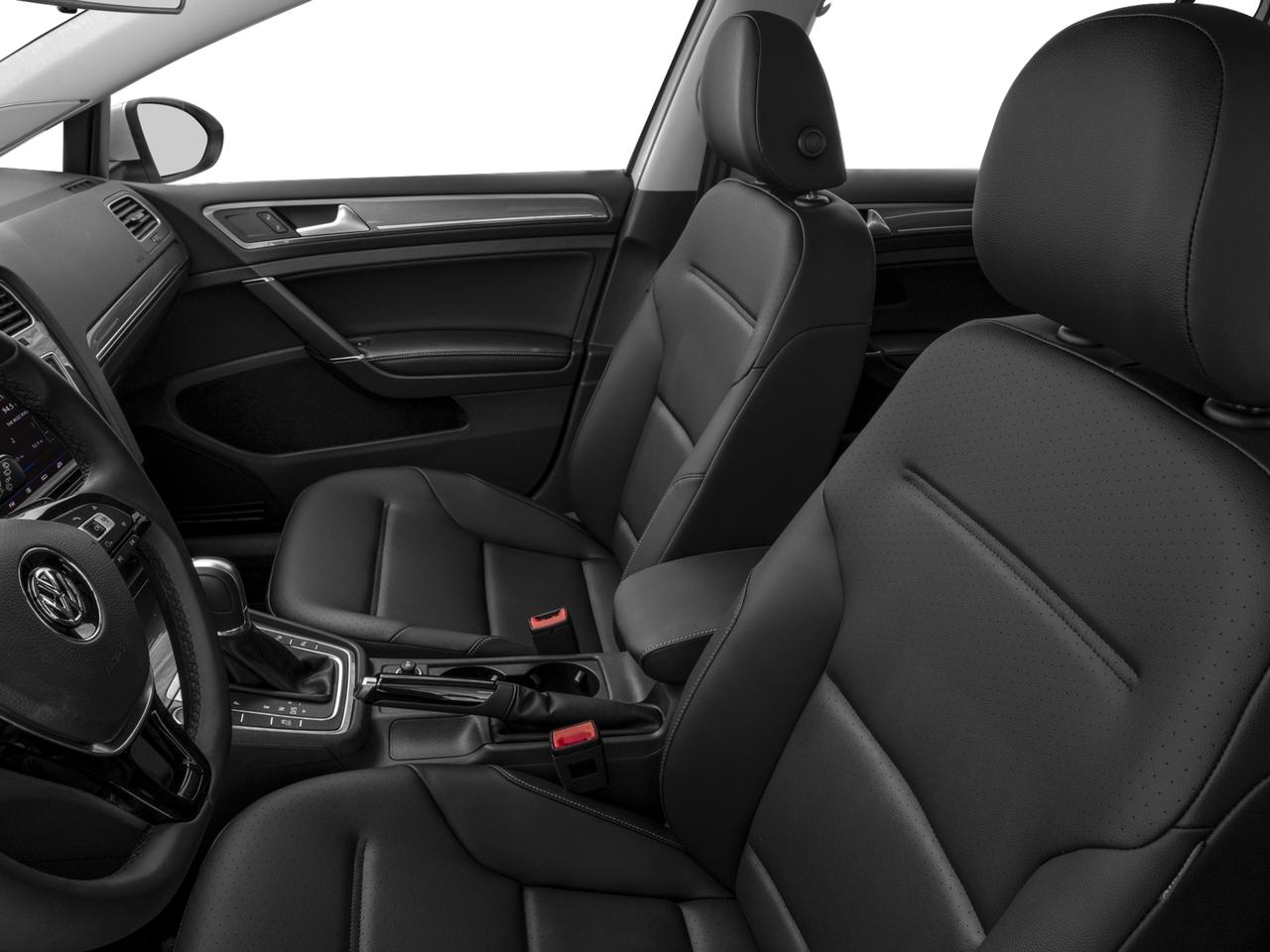 2017 Volkswagen Golf Alltrack Vehicle Photo in INDEPENDENCE, MO 64055-1377