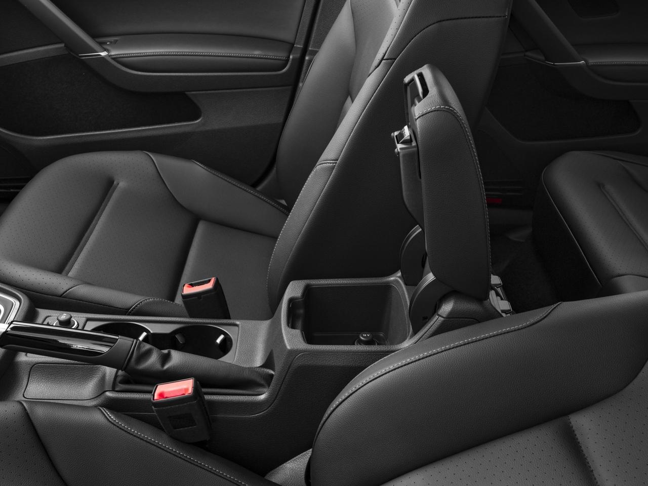 2017 Volkswagen Golf Alltrack Vehicle Photo in INDEPENDENCE, MO 64055-1377