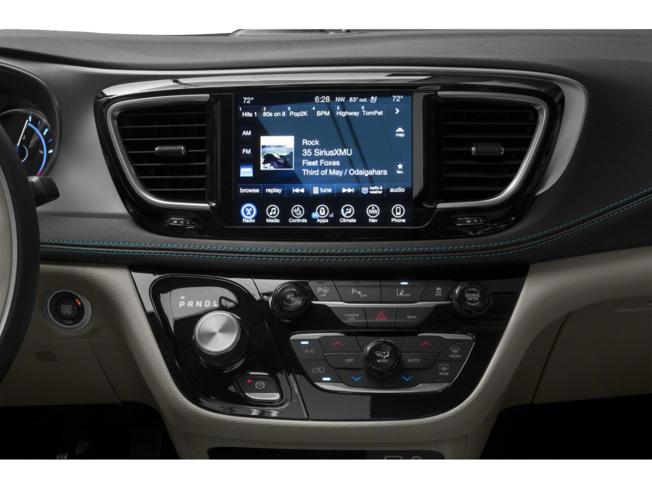 2018 Chrysler Pacifica Vehicle Photo in Marion, IA 52302