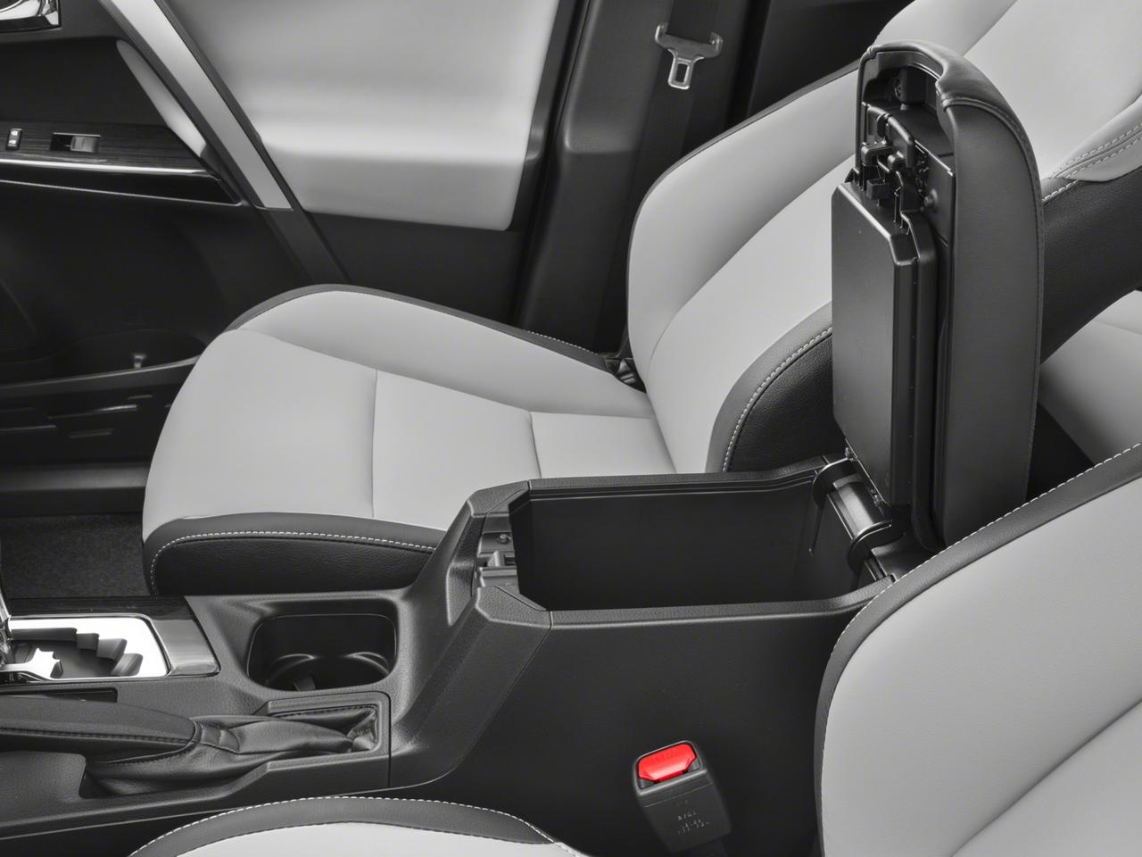 2018 Toyota RAV4 Vehicle Photo in Trevose, PA 19053