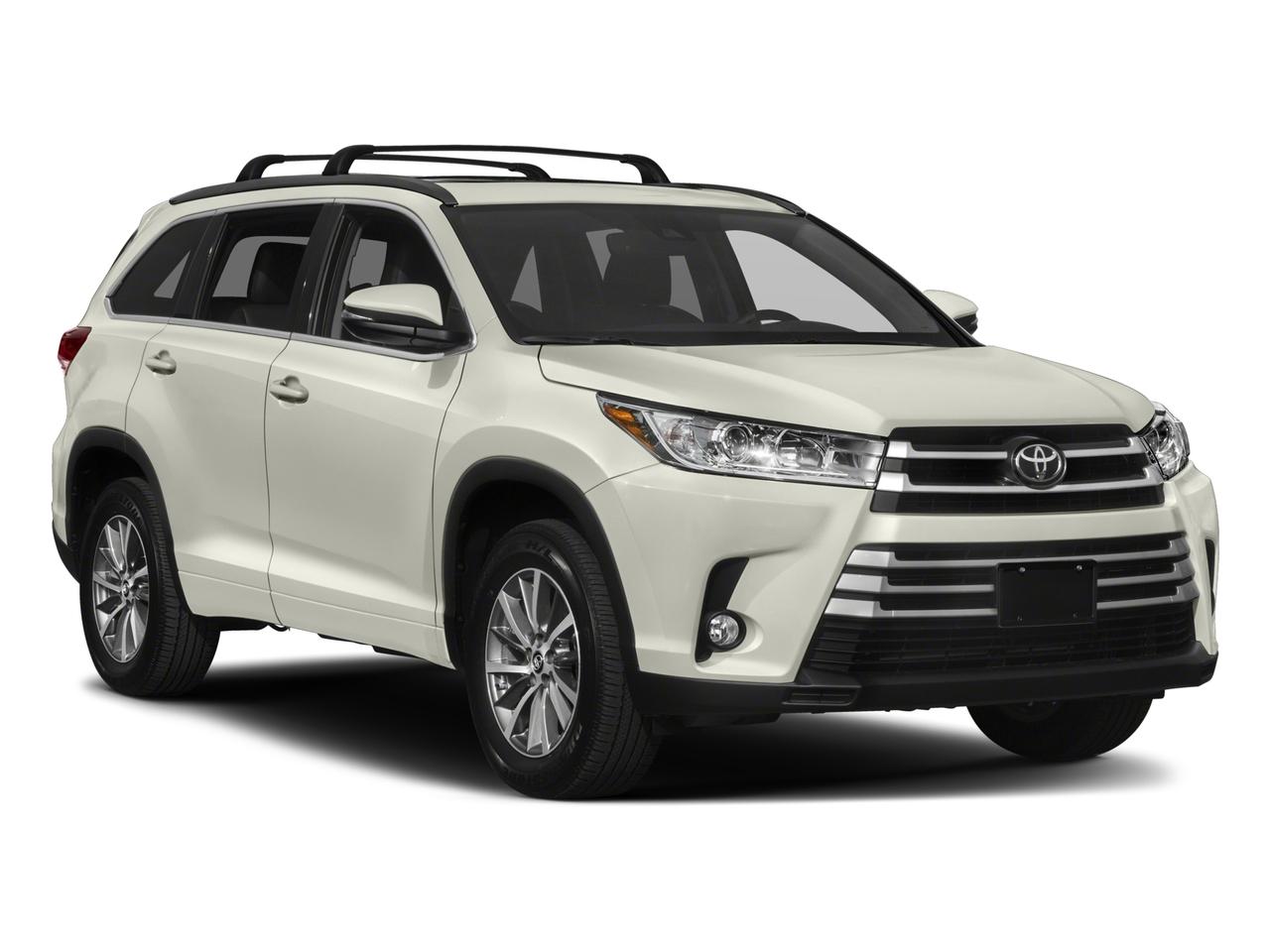 2018 Toyota Highlander Vehicle Photo in Cedar Rapids, IA 52402
