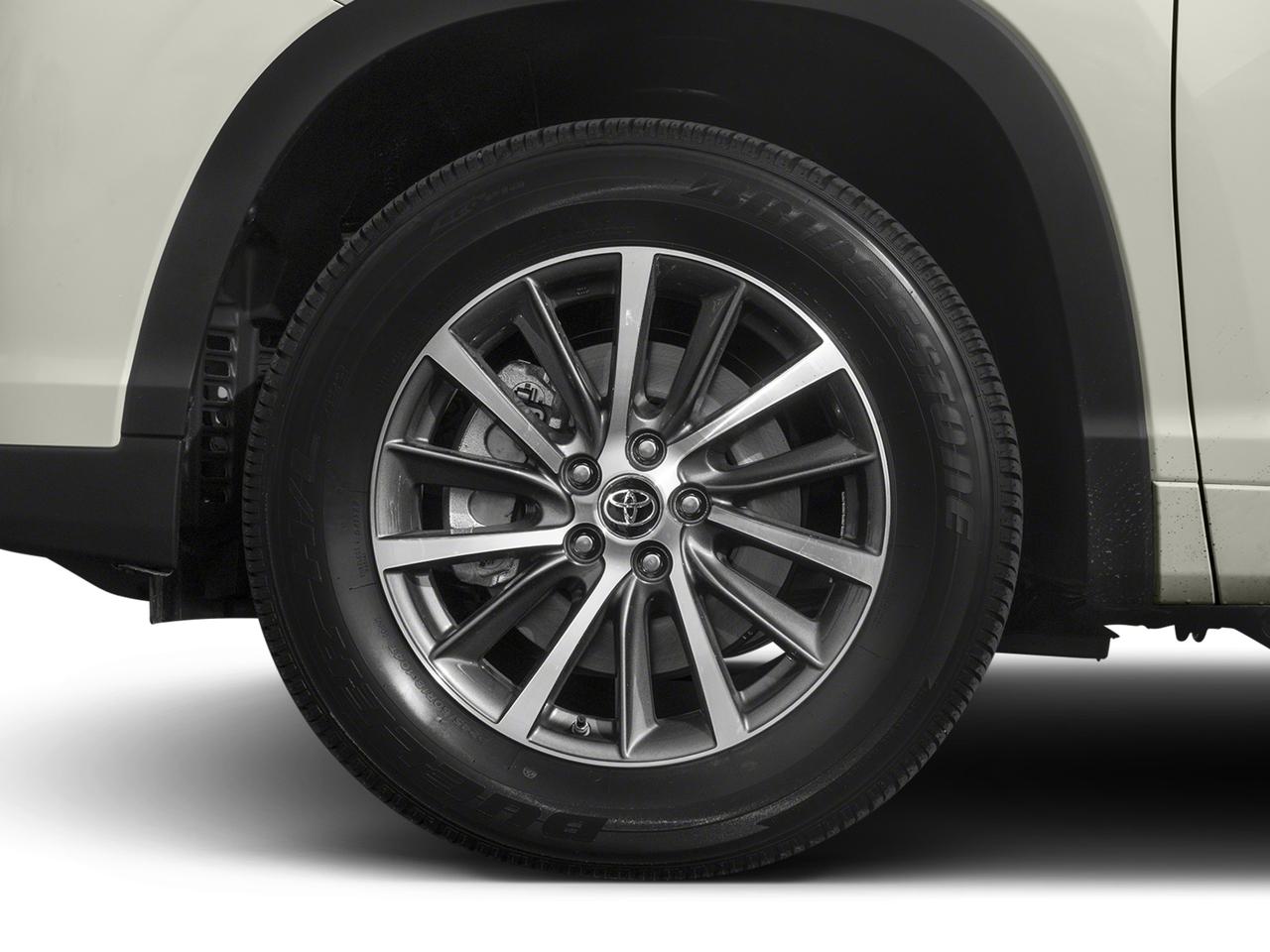 2018 Toyota Highlander Vehicle Photo in Cedar Rapids, IA 52402