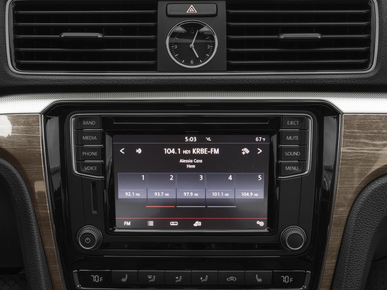 2018 Volkswagen Passat Vehicle Photo in TOPEKA, KS 66609-0000