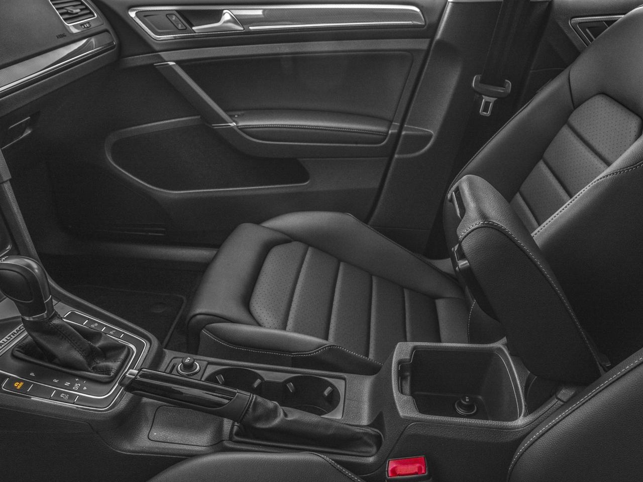 2018 Volkswagen Golf Alltrack Vehicle Photo in PORTSMOUTH, NH 03801-4196