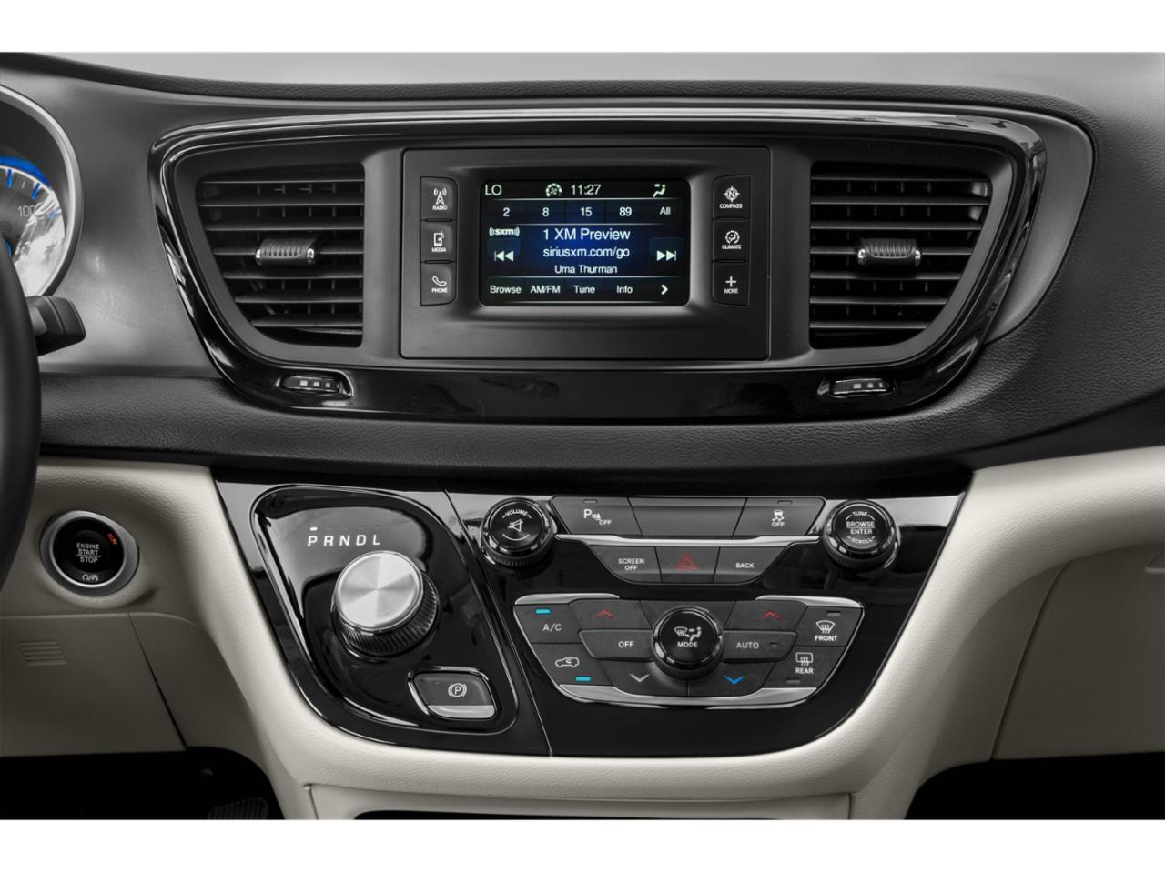 2019 Chrysler Pacifica Vehicle Photo in Marion, IA 52302