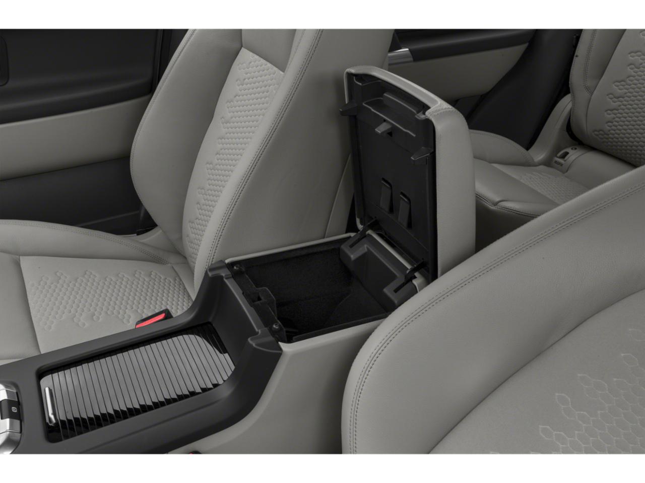 2019 Land Rover Discovery Sport Vehicle Photo in Trevose, PA 19053