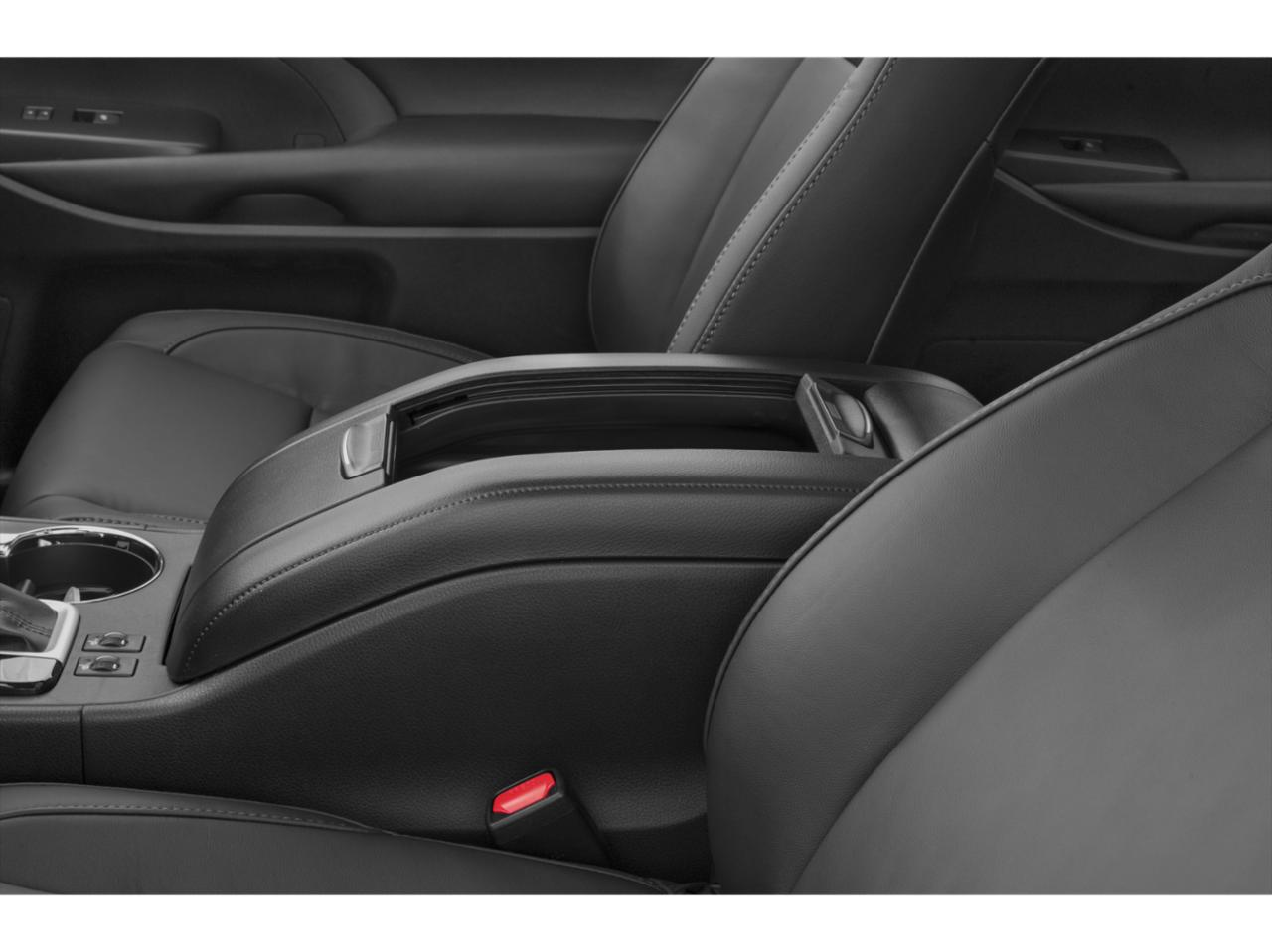 2019 Toyota Highlander Vehicle Photo in Marion, IA 52302