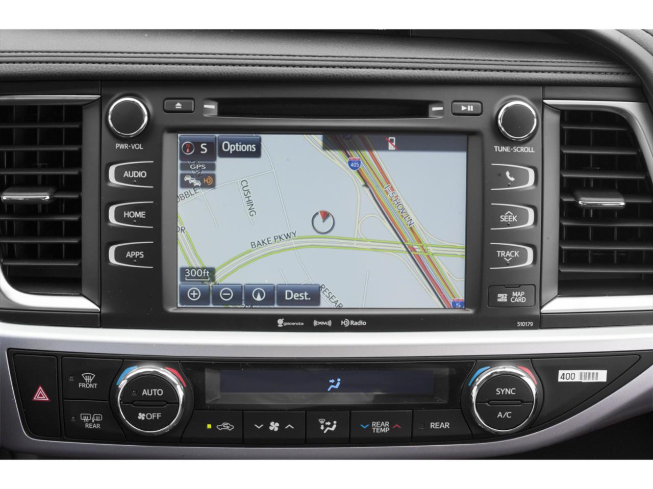 2019 Toyota Highlander Vehicle Photo in Marion, IA 52302