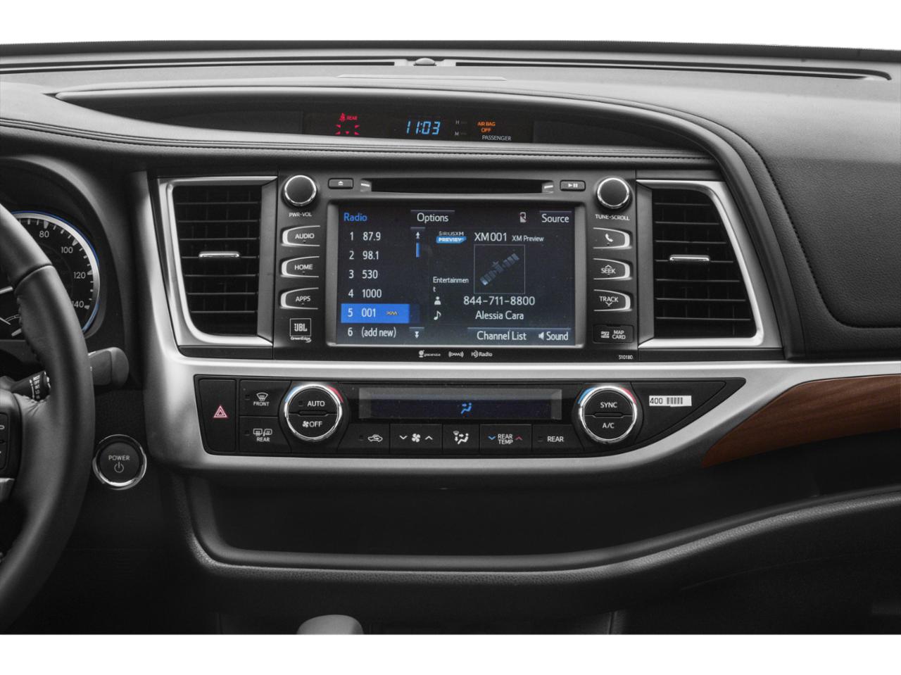 2019 Toyota Highlander Vehicle Photo in TREVOSE, PA 19053-4984
